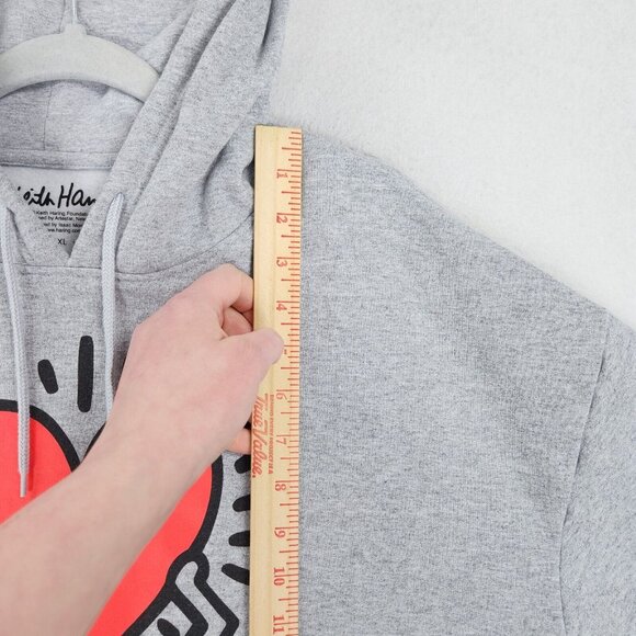 Keith Haring Sweater Mens Extra Large Gray Hoodie Holding Heart Streetwear Art - Picture 4 of 9